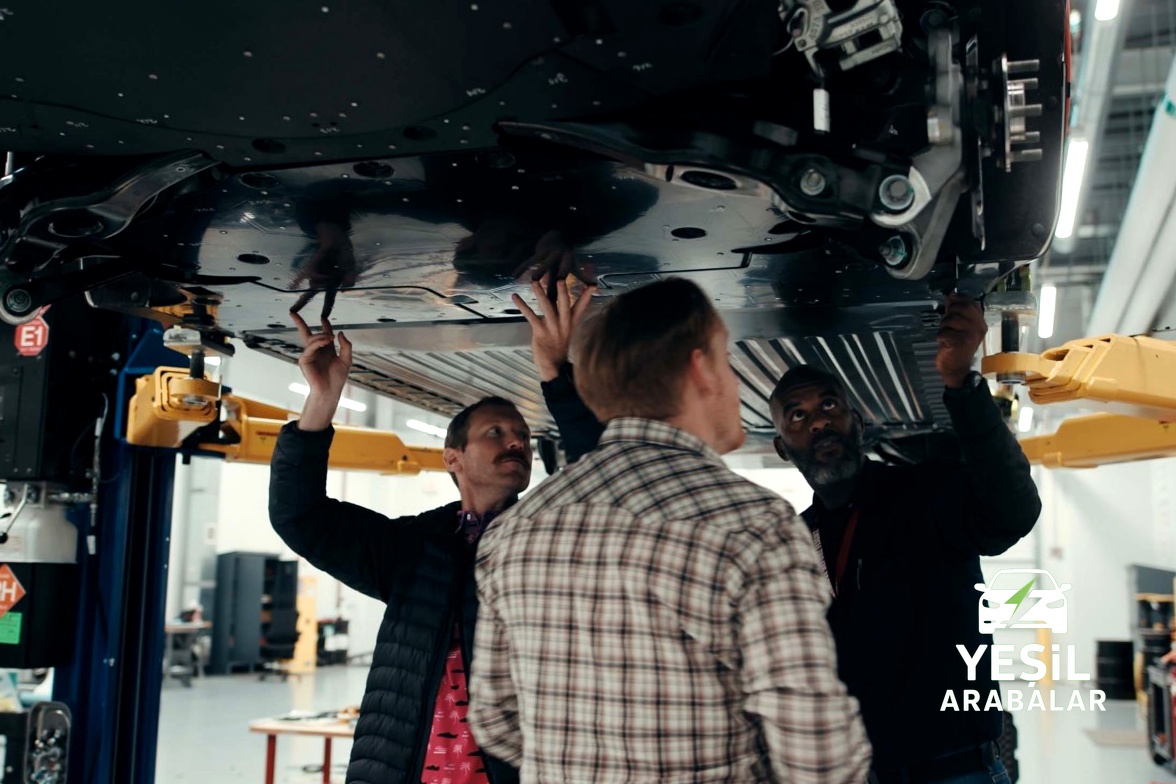 Ford Ucuz Elektrikli Kamyonet detay 2