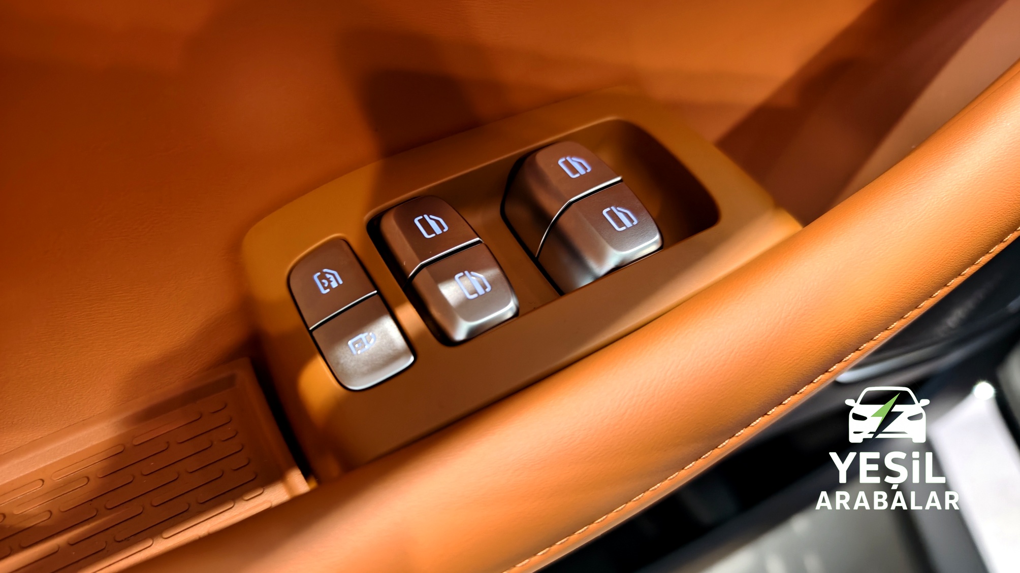 Exeed Exlantix MX detay 4